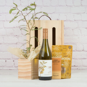 Vino and Verde tree gift nz